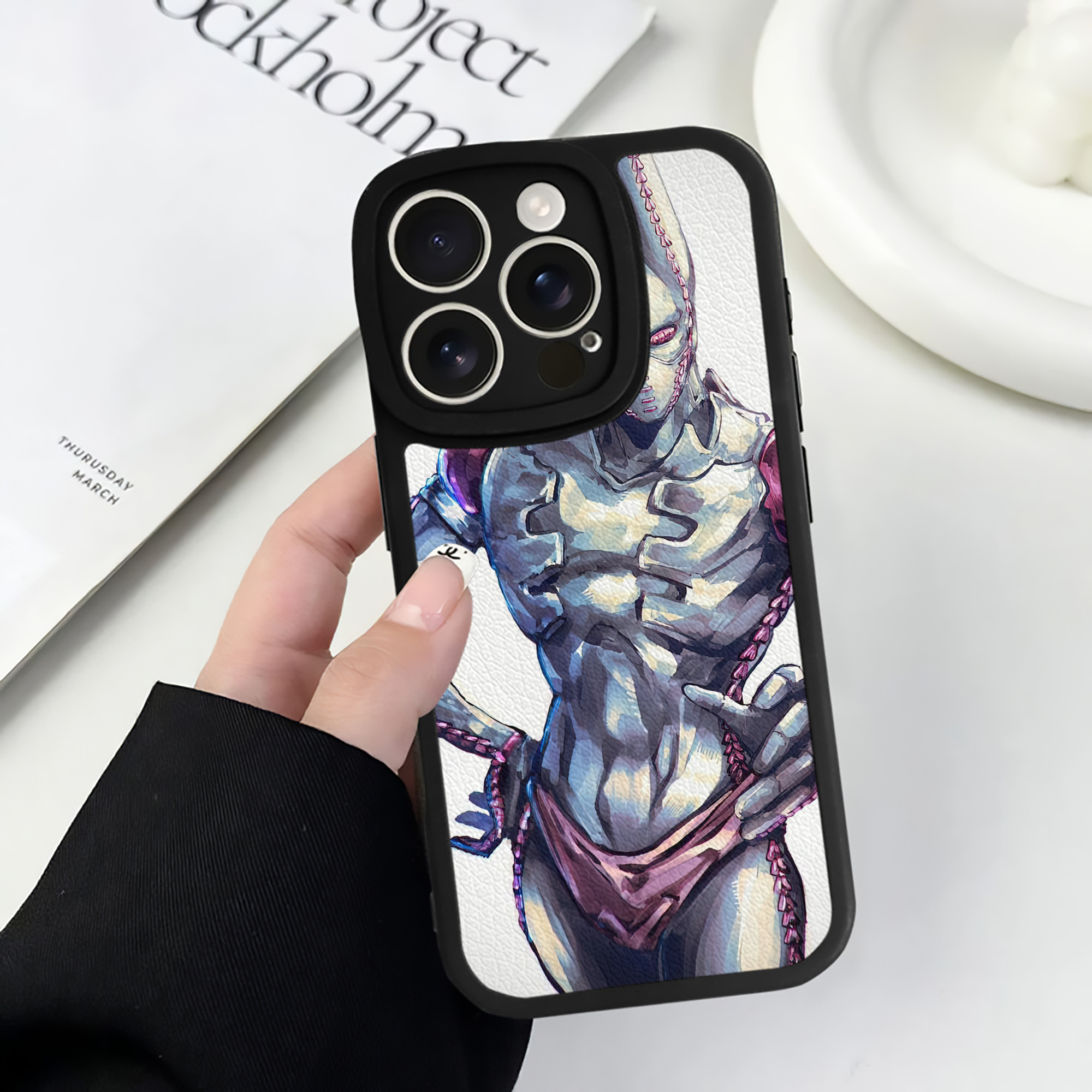 （画像用） ジョジョの奇妙な冒険 JoJo's Bizarre Adventure 【iPhone 16シリーズ対応】シリコンスマホケース（レザー調） 材質：シリコン